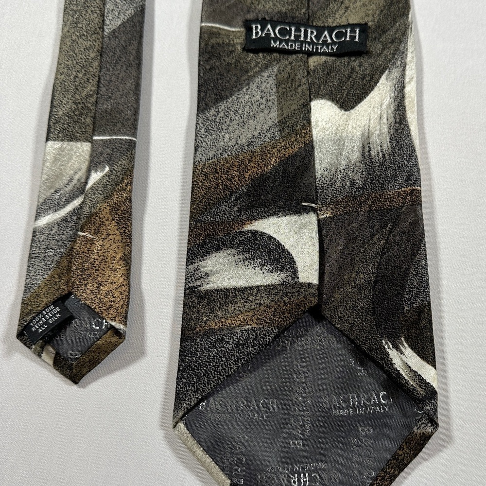 Men’s Italian Silk Bachrach Necktie - Picture 4 of 6